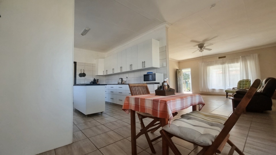 3 Bedroom Property for Sale in Oranjeville Free State